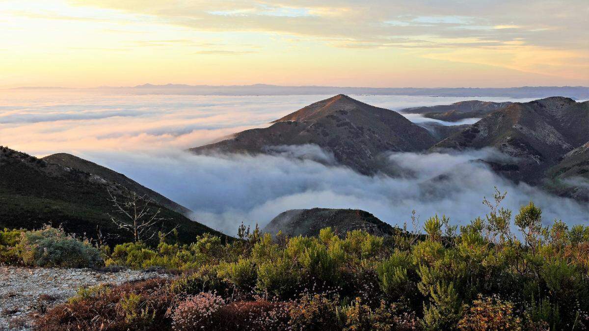 PG&E Meterologist John Lindsey photographed marine low clouds over the Central Coast.