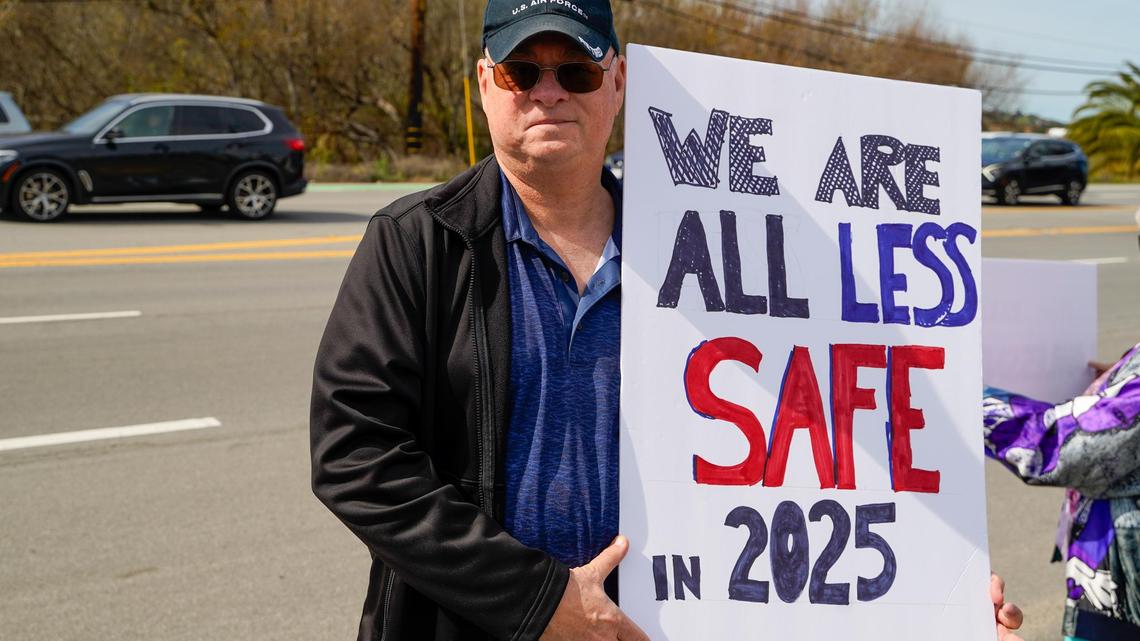 In letters: Don’t trust Trump to fulfill promise of North County VA clinic | Opinion