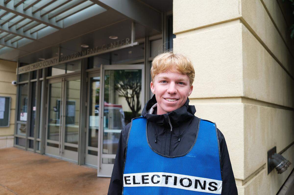 Robert Keeley is volunteering collecting ballots at San Luis Obispo County Government Center on Nov. 8, 2022 in downtown San Luis Obispo.
