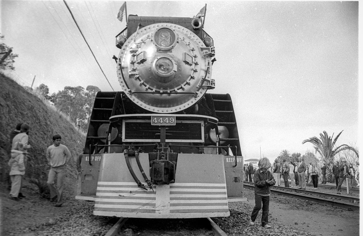 The historic Southern Pacific steam locomotive that pulled the Freedom Train stopped in San Luis Obispo on April 26, 1977.