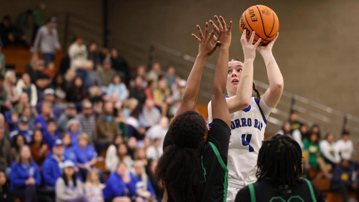 Fiona Durham takes a jump shot in front of a packed gym. Morro Bay beat Roosevelt 39-24 in the CIF Central Section Division 3 girls basketball semifinals on Wednesday, Feb. 21, 2024.