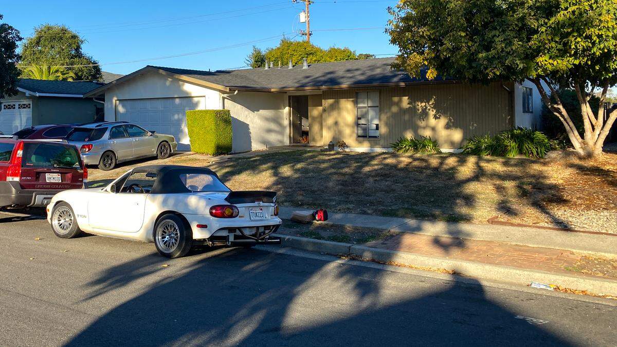 A warrant was served at a home at 1235 West Newport St. in San Luis Obispo on Sunday, Oct. 29, 2023. Residents were asked to shelter in place while suspects were taken into custody.