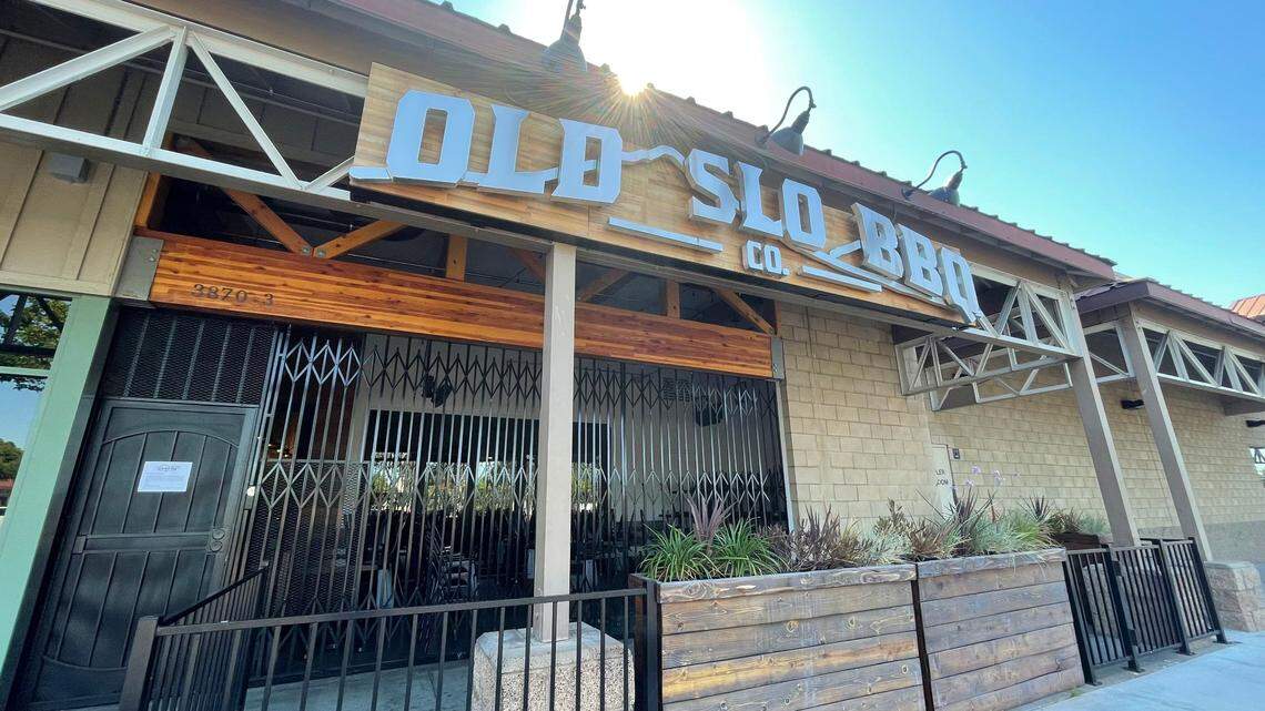 A sign in front of Old SLO BBQ Co. on Broad Street in San Luis Obispo alerts customers that the location will be closed that day due to a worker shortage.