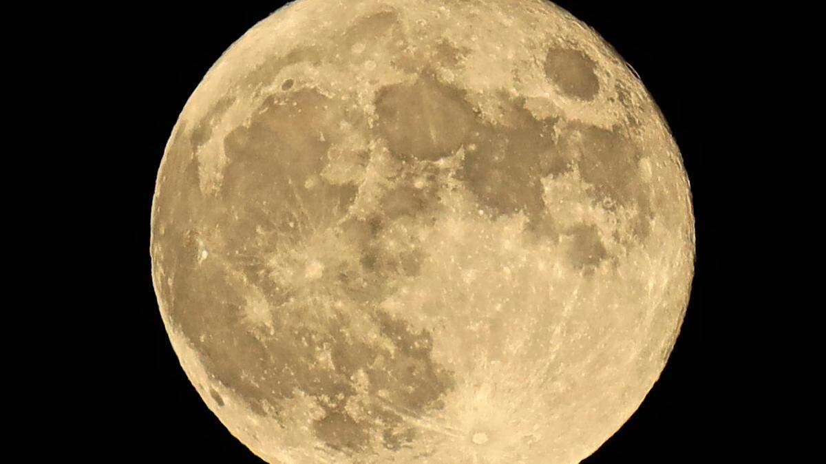 A strawberry moon will soon rise over South Carolina.