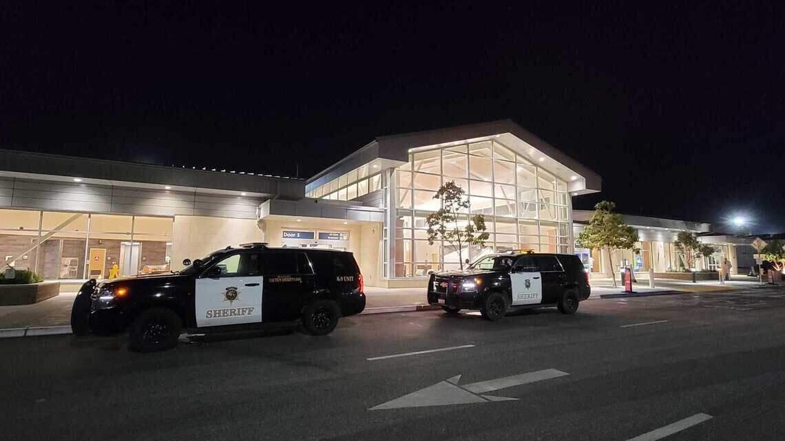 Possible explosive device found in SLO airport restroom