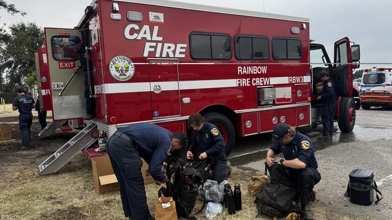 Big Sur wildfire grows to more than 4,200 acres, threatens hundreds of structures
