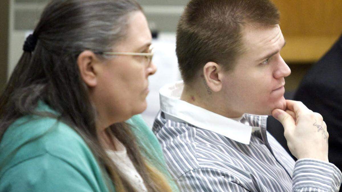 Rhonda Maye Wisto and son Frank Jacob York watch testimony at their trial for the murder of Dystiny Myers on Monday, March 18.
