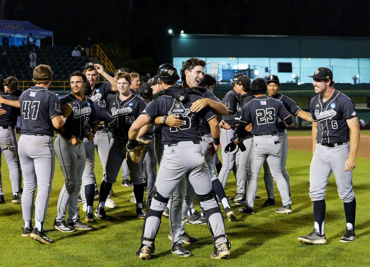 Cal Poly players celebrate winning the Los Angeles Regional on May 31, 2026, after beating Saint Mary’s 5-2 to advance to the super regionals for the first time in program history.