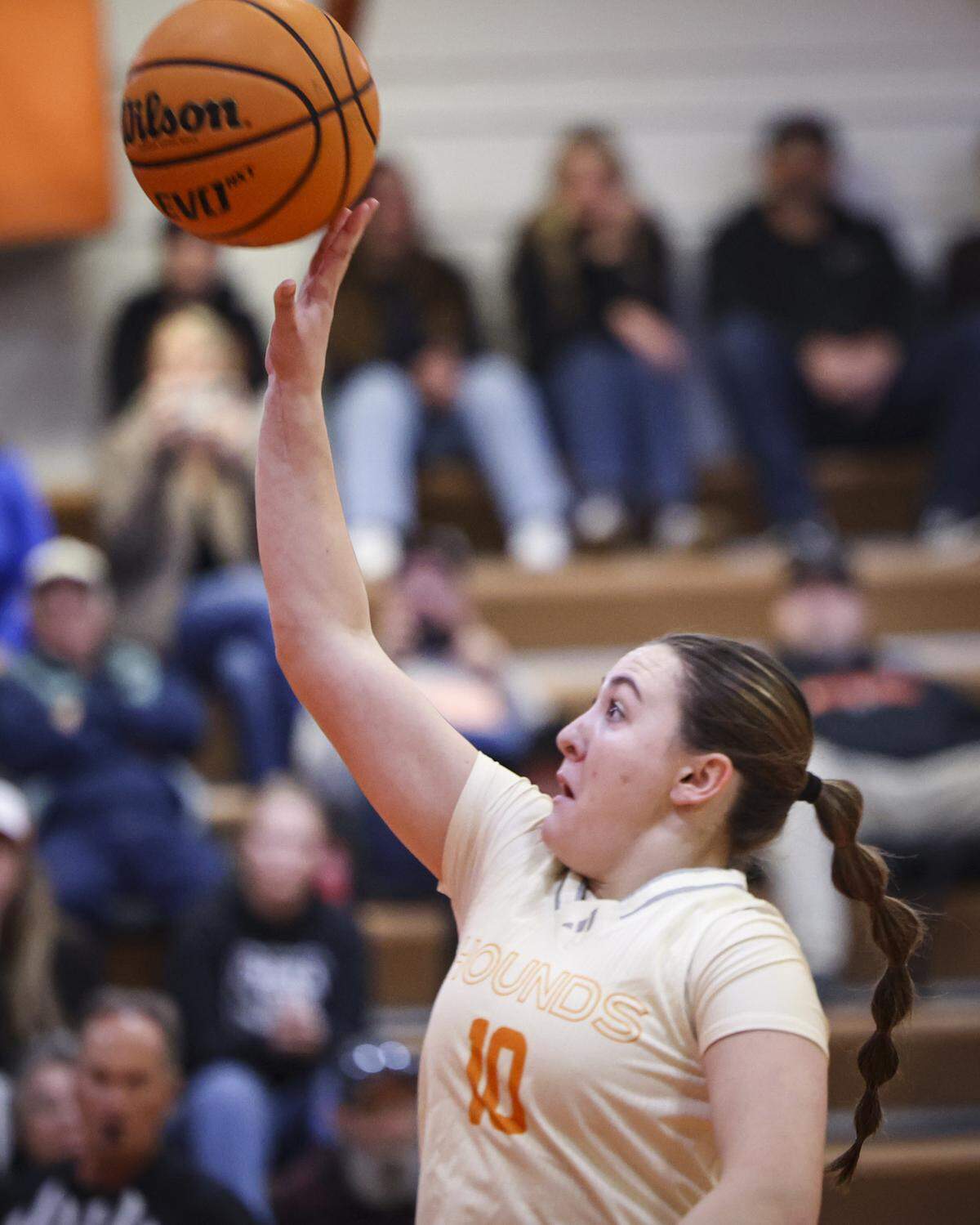 McKenna Nichols takes a shot. Morro Bay girls basketball team beat Atascadero 52-36 on Jan. 13, 2026.