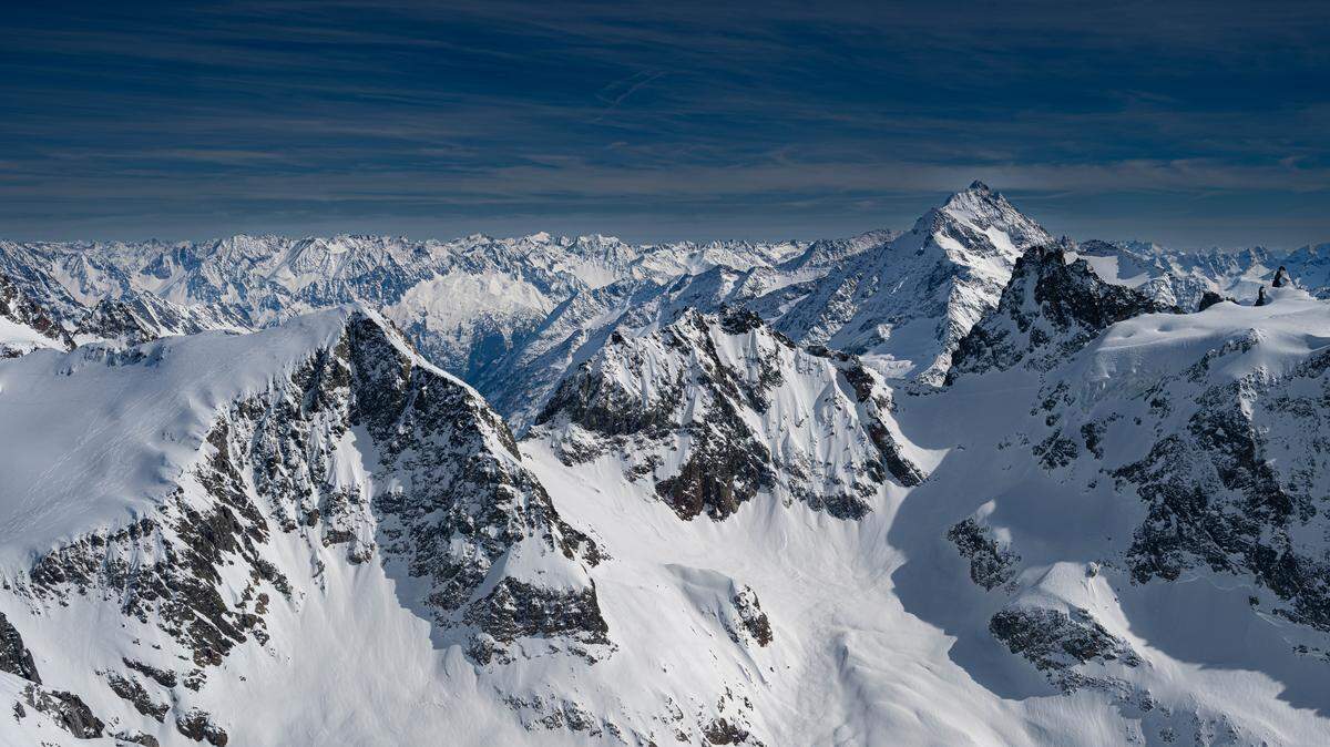 John LIndsey captured this photo last week in the Alps near Mount Titlis, where the rugged peaks stretch between the high Alps and the Swiss Plateau. While the Central and Southern Sierra Nevada have seen historically low snowpack this March, the Alps have experienced the opposite. Frequent winter storms delivered repeated rounds of precipitation, and persistent cold air ensured much of it fell as snow, even at lower elevations.