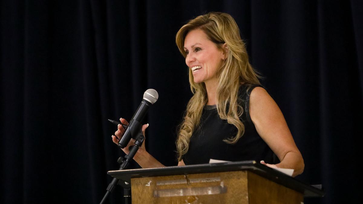 Lynn Compton speaks during a fundraiser in Arroyo Grande.