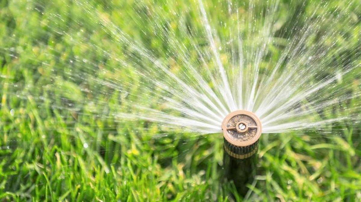 With California in a historic drought, Fresno and Clovis will increase their residential outdoor watering schedule to three days per week starting Friday, April 1, 2022.
