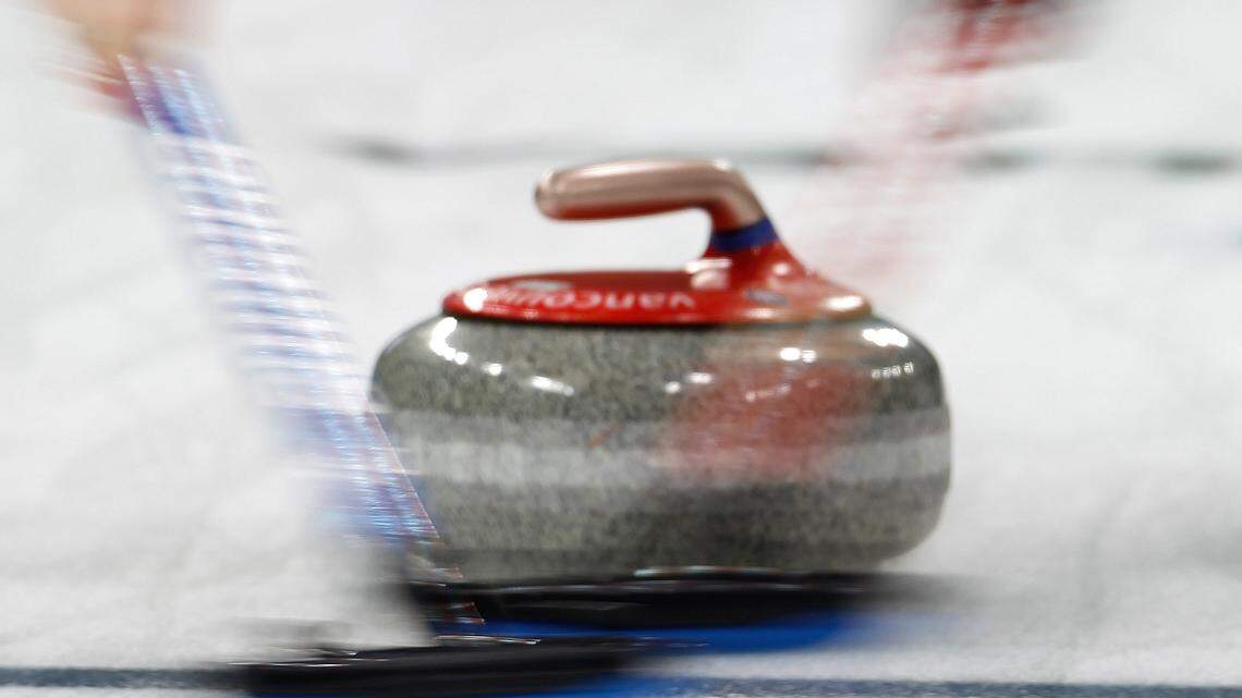 U.S. curling teams head home empty handed