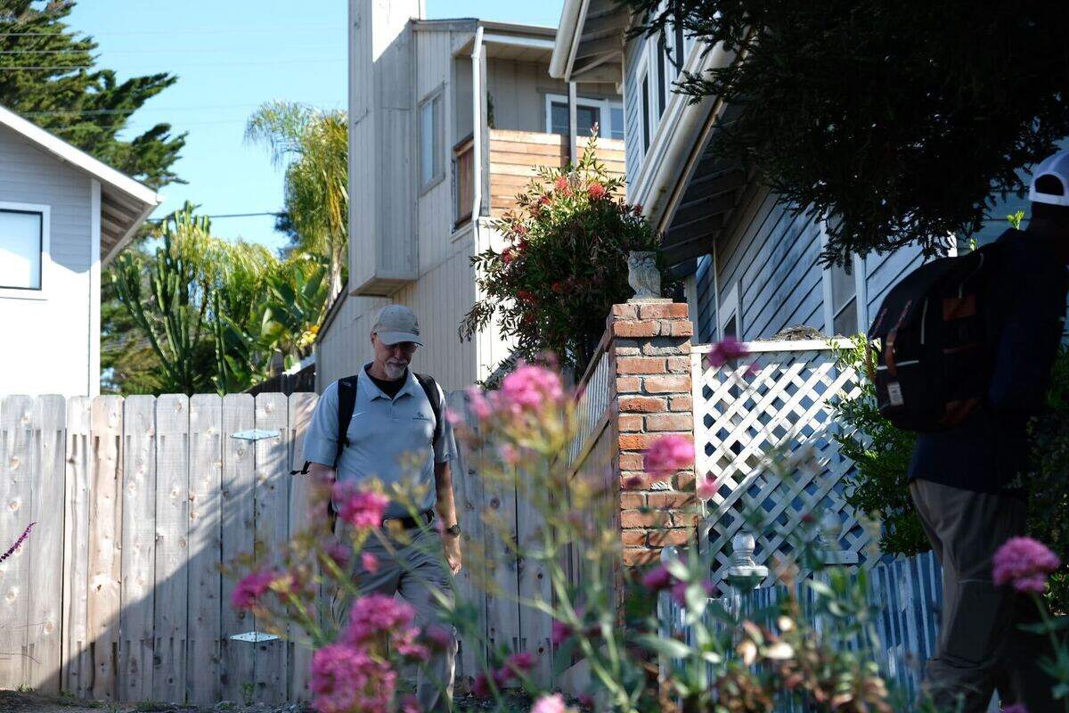 The San Luis Obispo County Sheriff’s Office continued to serve a search warrant in the Kristin Smart case on Thursday, May 7, 2026, at the Arroyo Grande home of Susan Flores, the mother of convicted killer Paul Flores.