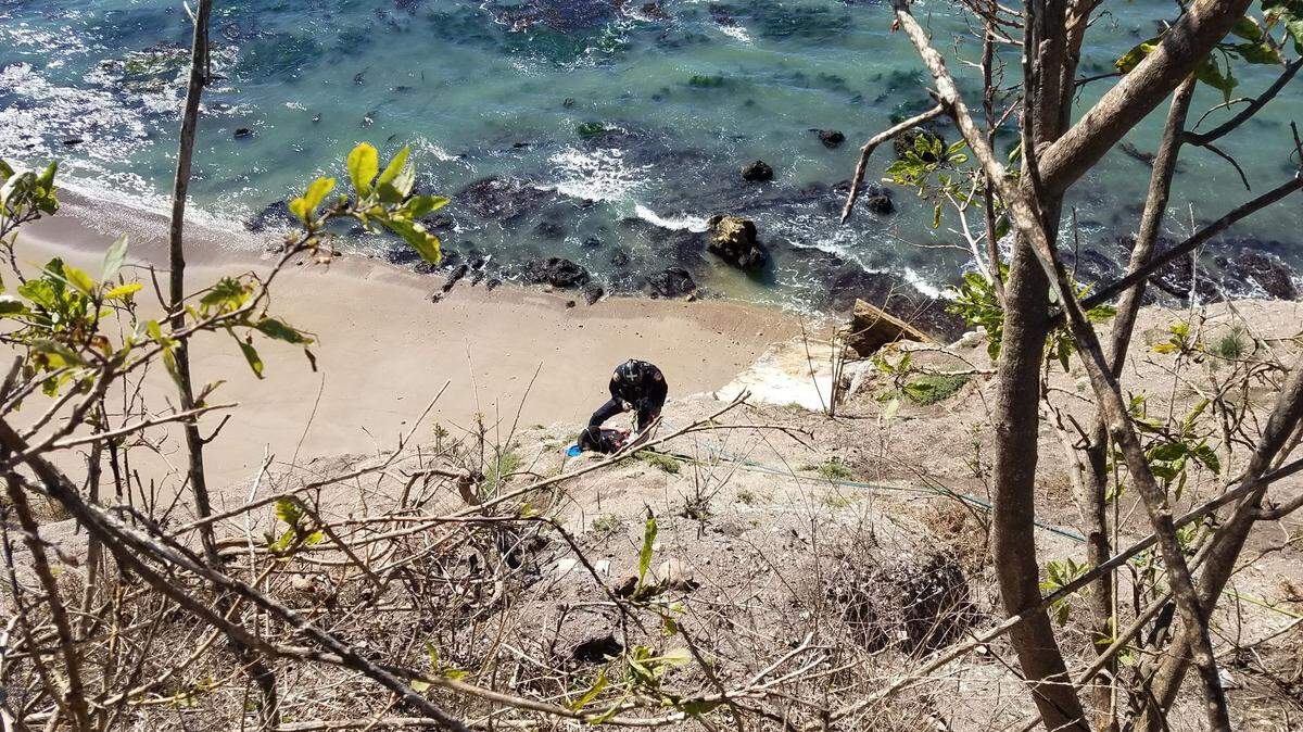 First responders rescued a climber who was stuck on a Pismo Beach cliff face Monday morning.
