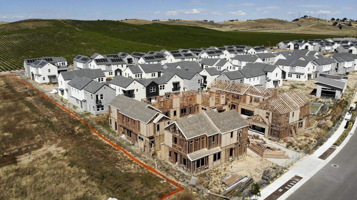 Construction on the Reserve at Vinedo development was at a standstill on April 27, 2026. The PA-13 phase of the project was supposed to bring 107 homes and 107 ADUs to Linne Road in Paso Robles, but owner STG Partners LLC ran out of funding mid-build.
