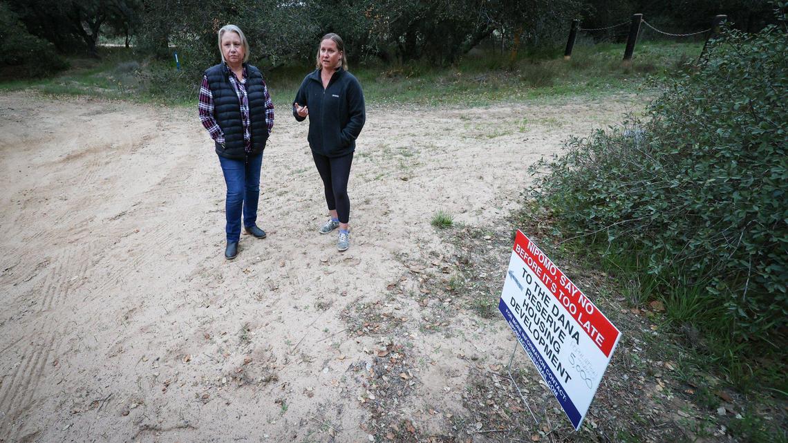 Alison Martinez, left and Kelly Kephart have concerns about the proposed Dana Reserve near their neighborhood.