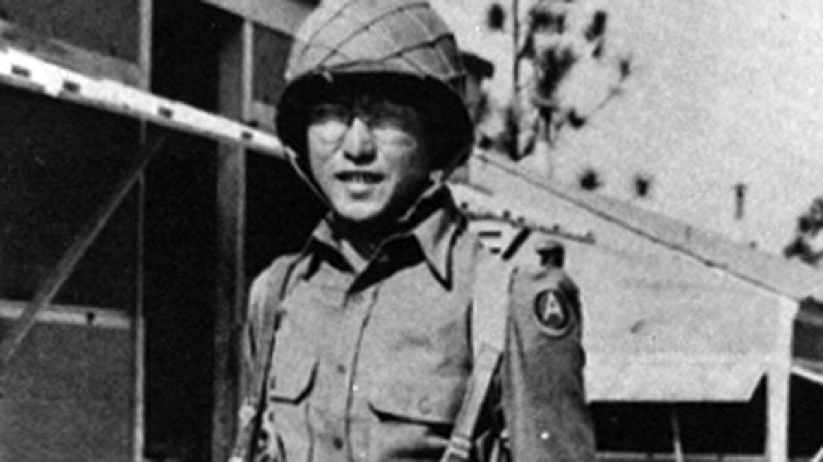 Leo Kikuchi in 442nd U.S. Army regimen in May 1943.