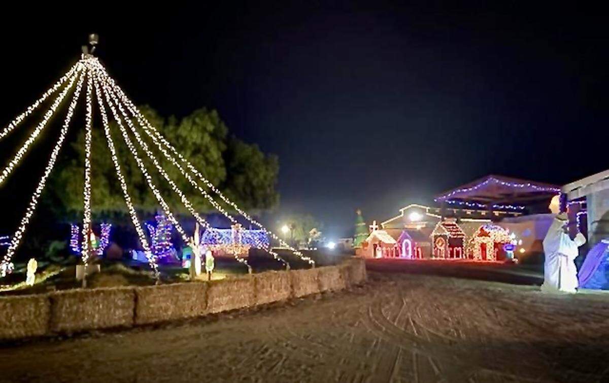 Willow Lights in Nipomo features a Christmas market with light displays, craft vendors, food vendors, train ride, swing ride, fire pits and even a fake snowfall every 30 minutes.