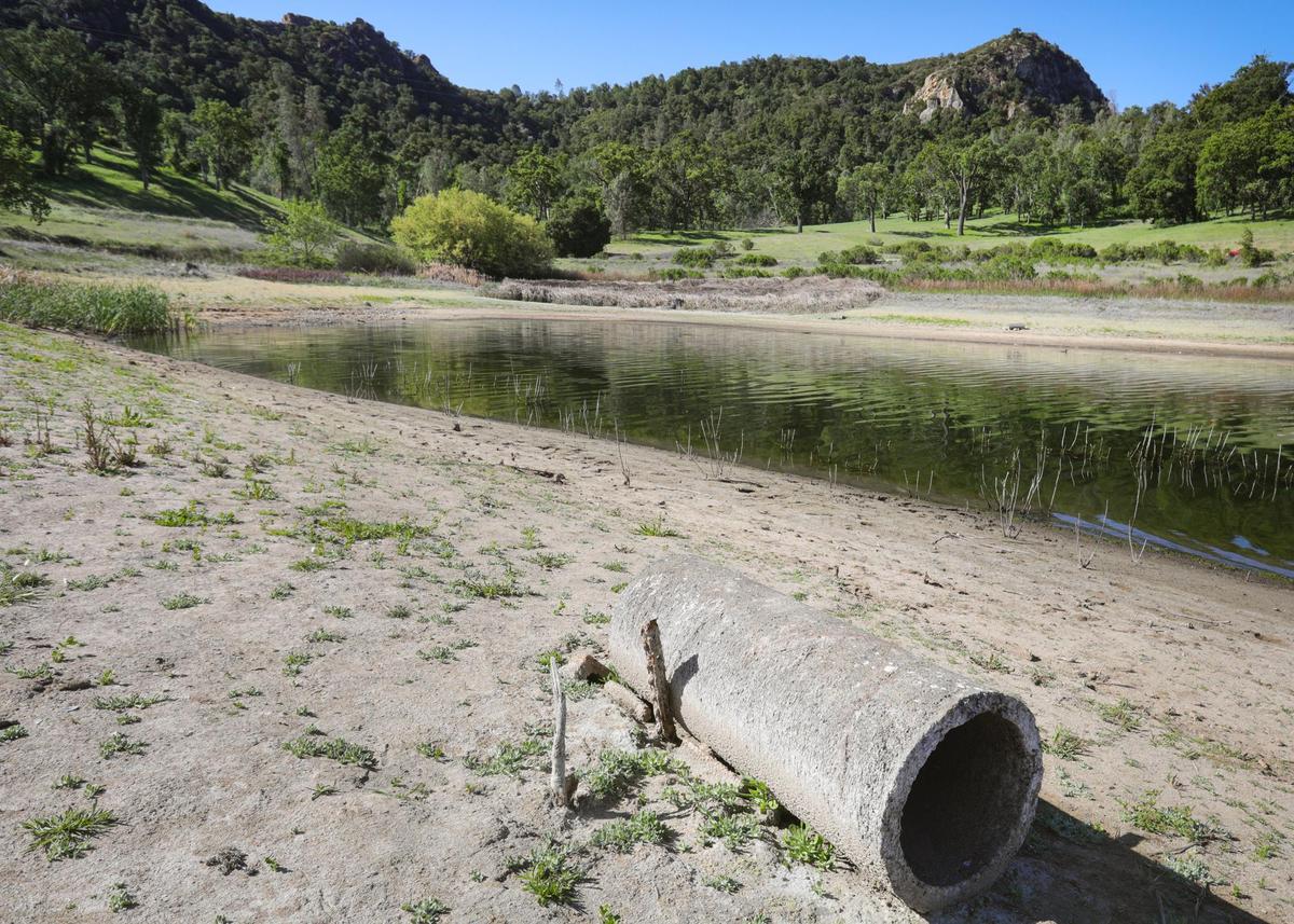 Falling water levels expose the pipes used as fish habitat at Santa Margarita Lake on April 27, 2021. The lake was at 69.3% capacity, compared to 89.1% at the same time in 2020.