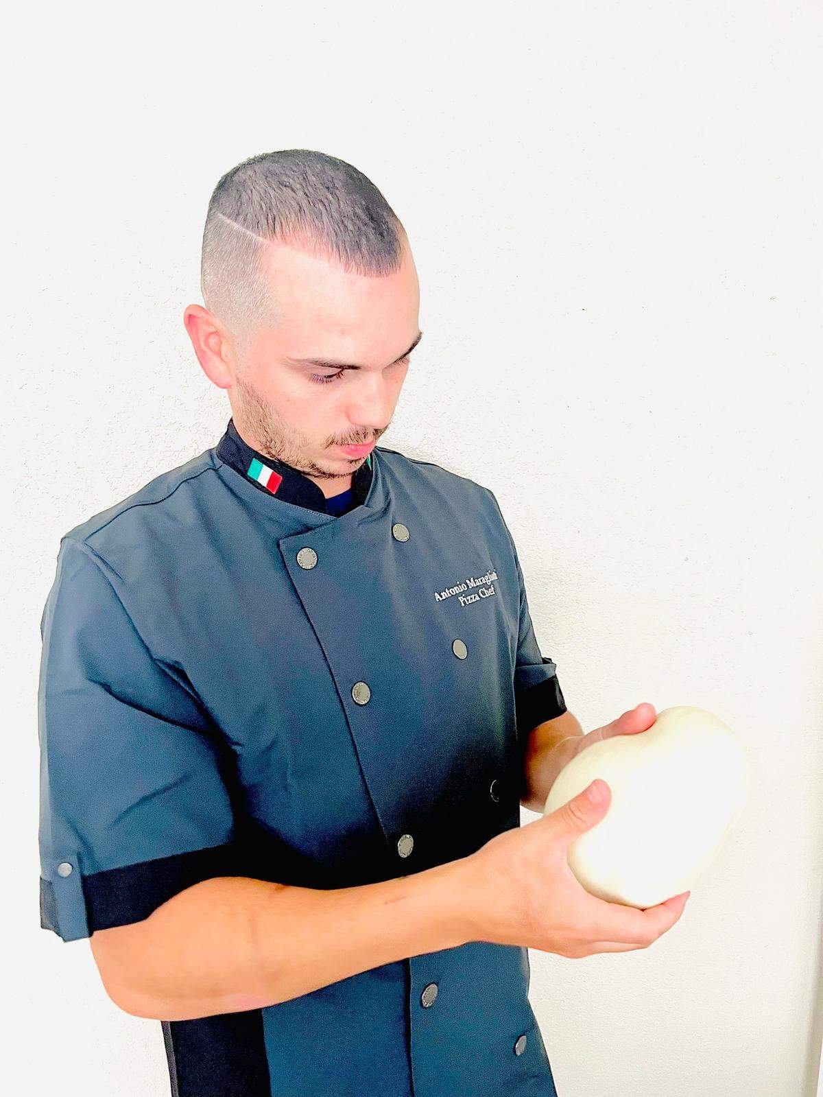 Antonio Maragliotti, who learned to cook in Italy and brought his skills to the Central Coast eight years ago, has opened La Teglia, a new business specializing in producing authentic Italian focaccia.
