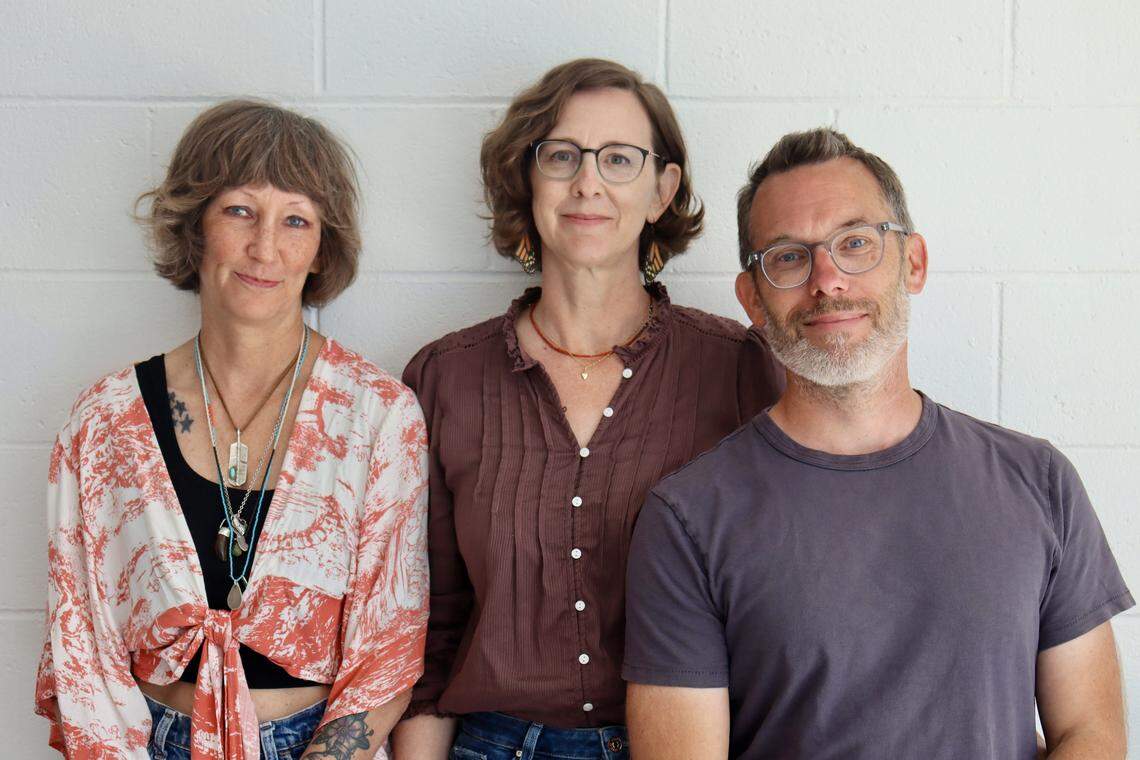 Artists Amy Beams, left, Allie Mount and Arthur Mount partnered to move the Mount’s art studio, Fieldwork, to downtown Atascadero at 5880 Entrada Ave. in March 2026. Fieldwork offers workshops for figure drawing, stone-setting, ring-stacking, writing, block-printing and more.
