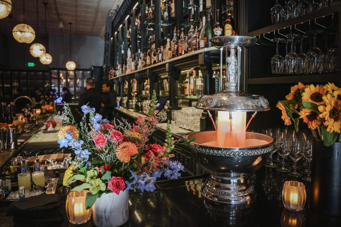 Parchetto is less than a block away from the Paso Robles Downtown City Park. 