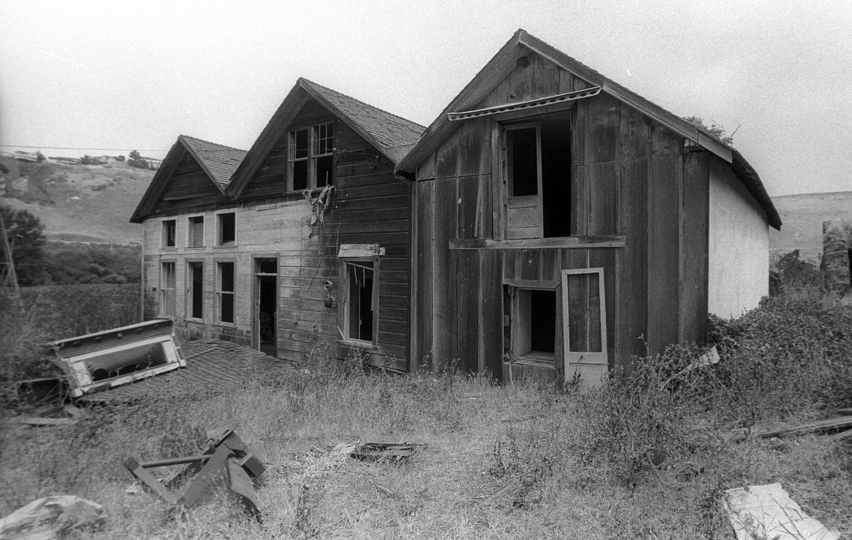 The three-gabled adobe in Pismo Beach was still standing in 1987, but a later fire destroyed the protective wood covering.