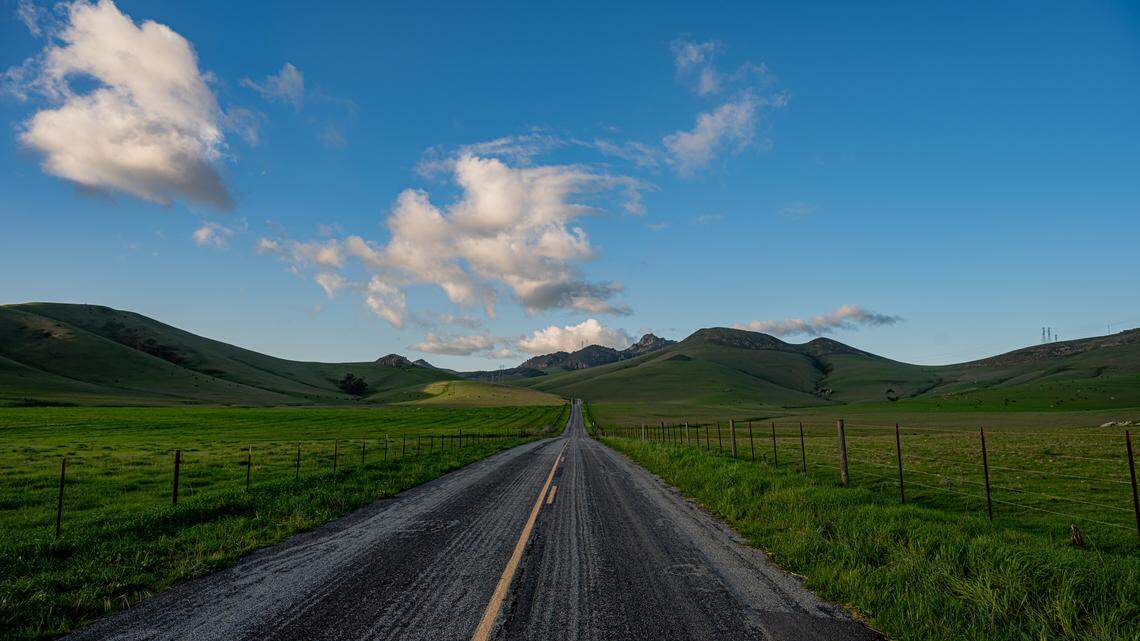 A cloudy day along Turri Road.