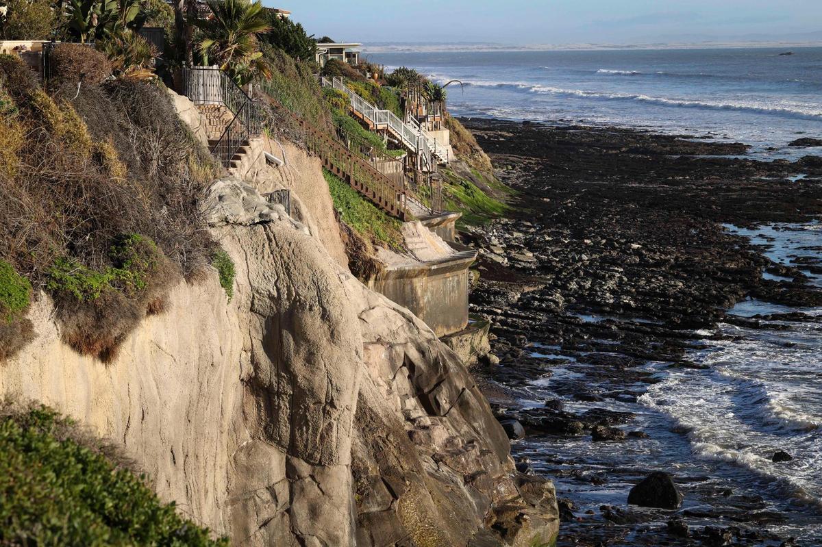 Storm-driven erosion in Pismo Beach has oceanfront homeowners concerned. Some houses have seawalls, while others do not. The California Coastal Commission is generally against issuing private property permits for seawall construction.