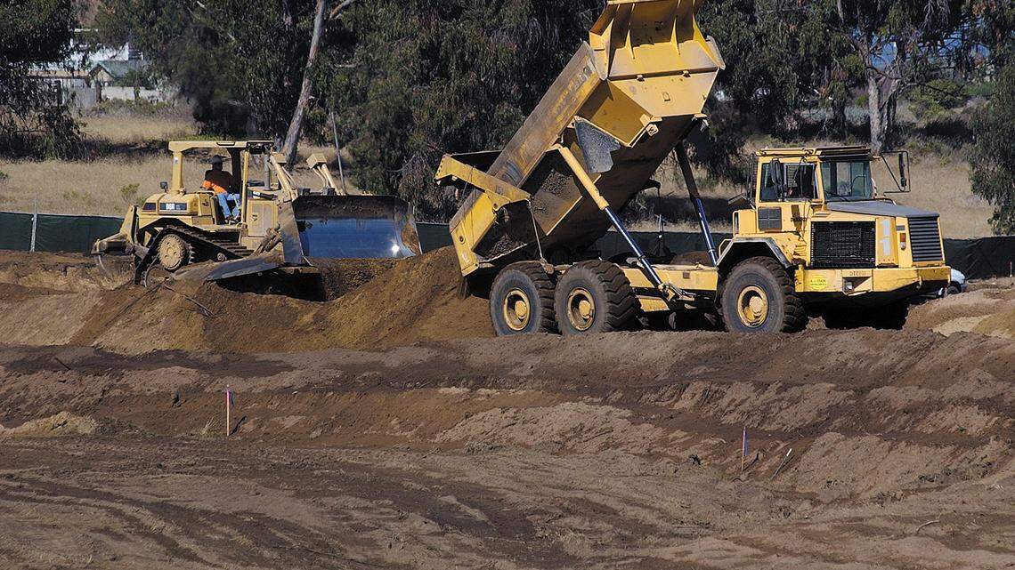 Top story of 2005: Los Osos CSD puts its hopes for '06 in land sale