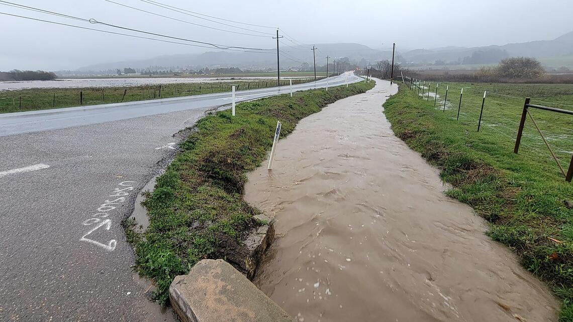 New Year’s Eve storm drenches SLO County. Here’s how much rain fell in your town