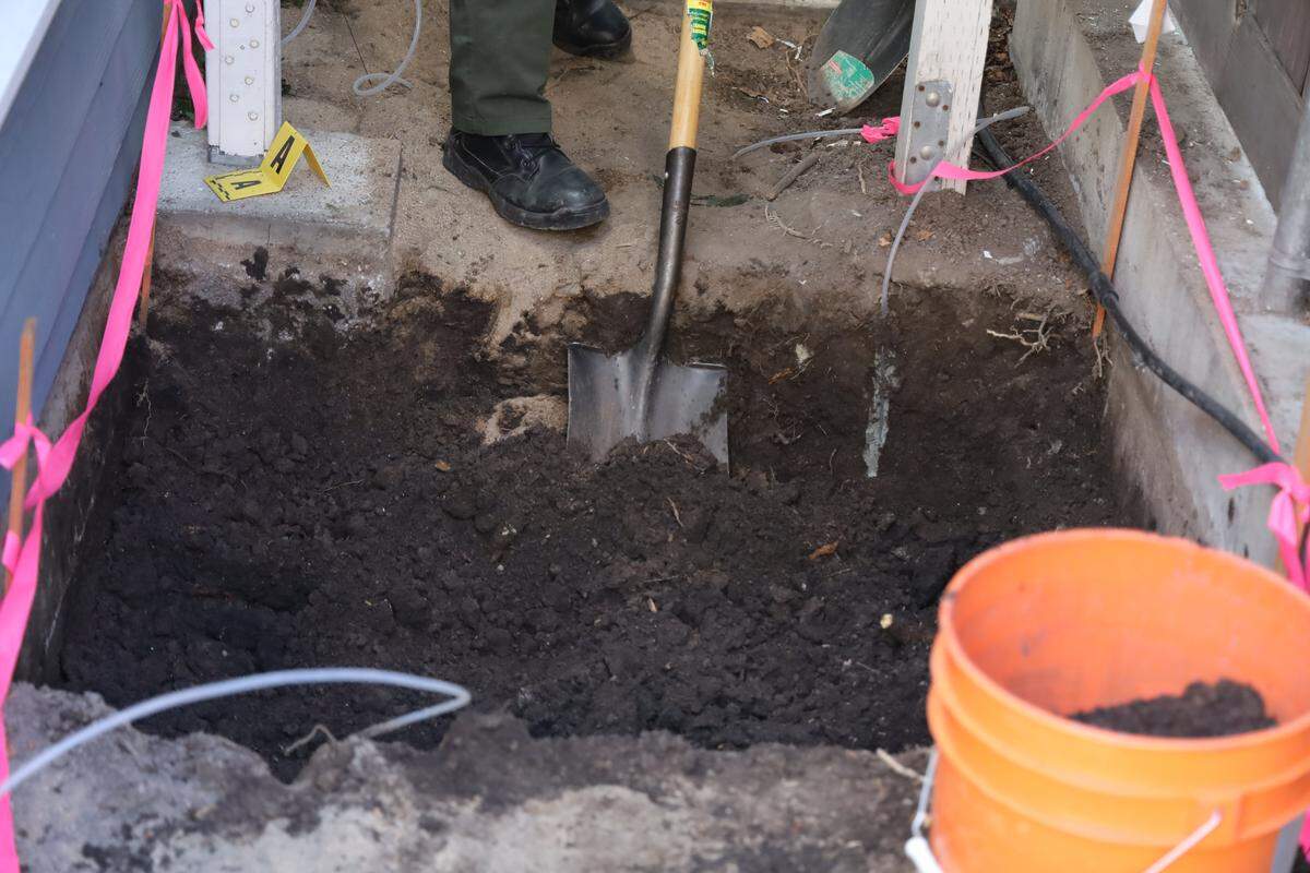 The San Luis Obispo County Sheriff’s Office served an additional search warrant during a search of Susan Flores’ Arroyo Grande home in early May 2026 to excavate a portion of the yard as part of the ongoing Kristin Smart investigation. The Sheriff’s Office said it recovered “several items considered evidentiary in nature” but no human remains.