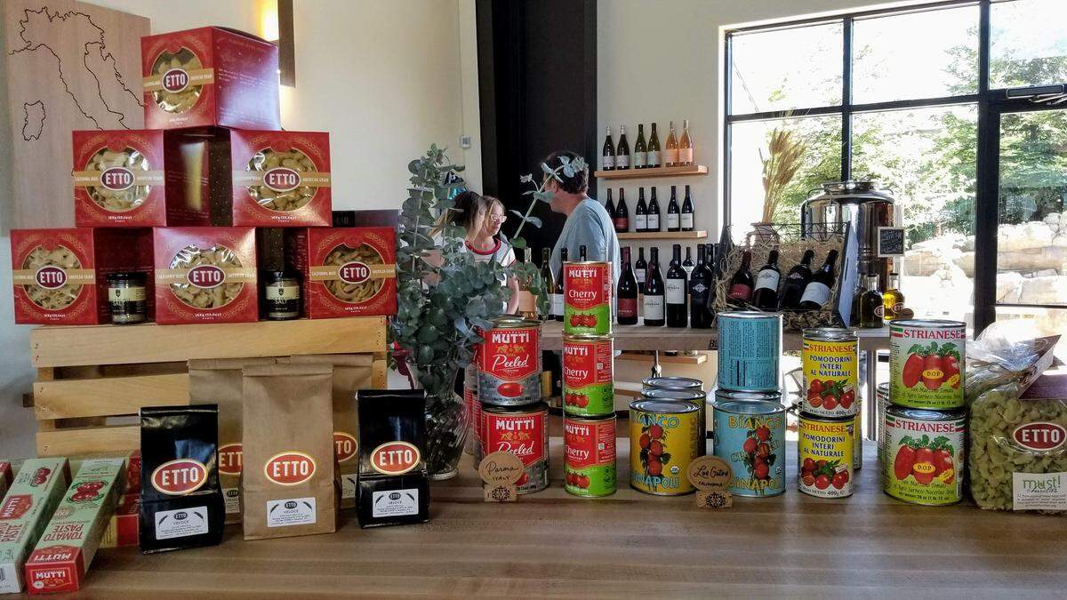 The Etto Pastificio storefront in Paso Robles’ Tin City offers fresh and dry authentic Italian pasta.