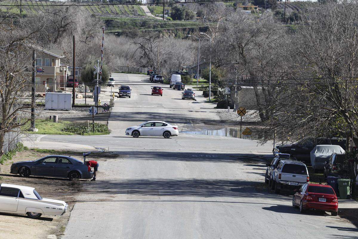 San Miguel might have two new traffic signals on Mission Street. One is proposed here, looking eest on 11th street, seen here on Jan. 6, 2026.