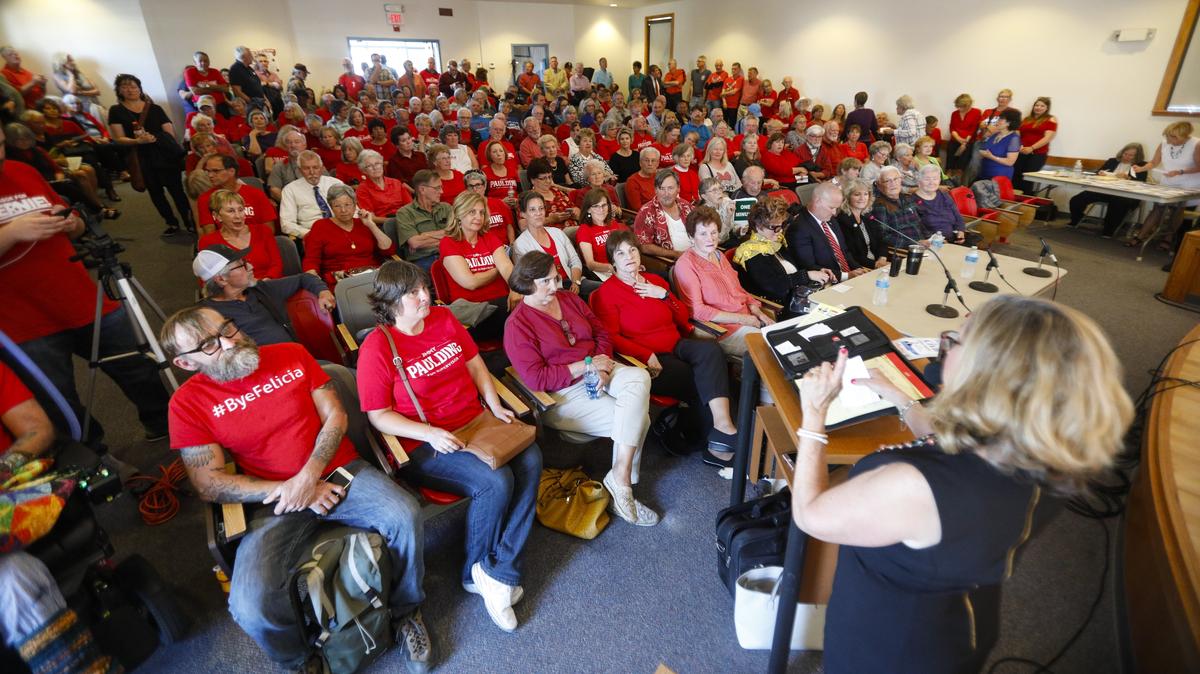 4th District Supervisor candidates Jimmy Paulding and Lynn Compton debated in a forum for the first time in this election Monday night at Nipomo High School. An overflow crowd attended with extra seats outside the hall. &nbsp;Jacqueline Frederick moderated the event.David Middlecamp05-07-2018
