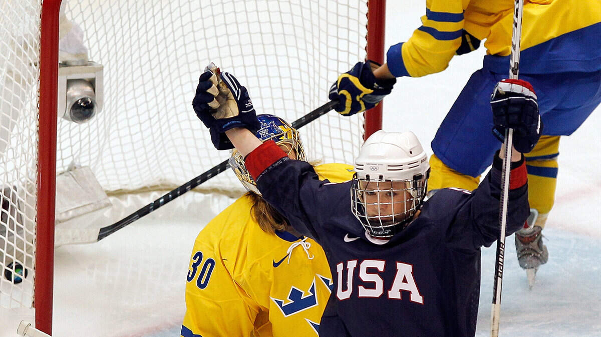 SPORTS OLY-HKW-USA-SWE 12 MCT