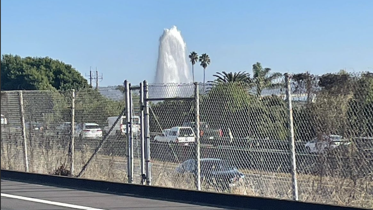 Traffic was congested on Shell Beach Road thanks to a broken fire hydrant on Oct. 31, 2023, Pismo Beach Police Department said.