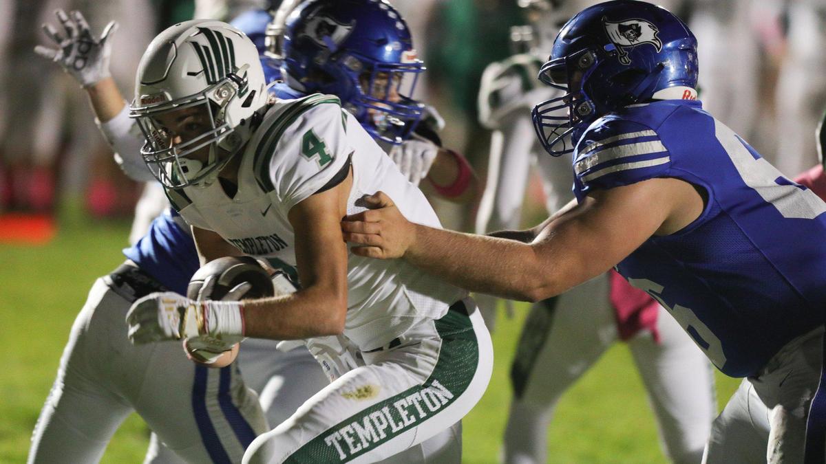 Jan Martinus scores a touchdown. Templeton beat Morro Bay 27-9 in an Ocean League football game on Oct. 21, 2022.