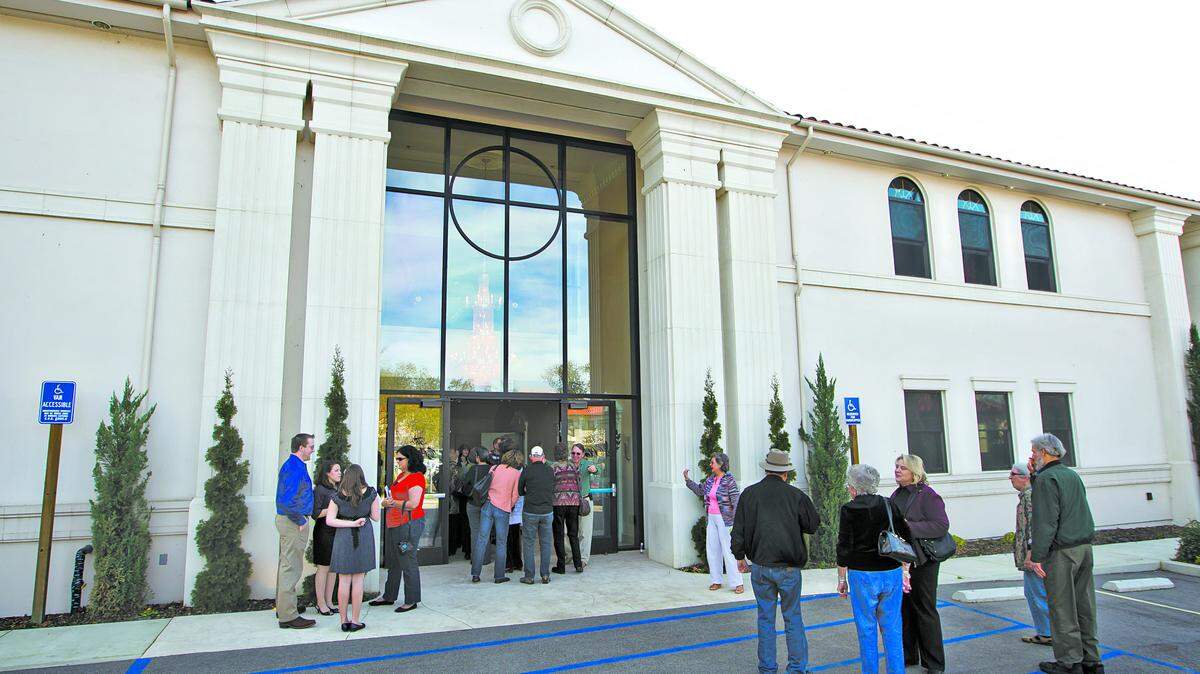 The Atascadero Friends of the Library held an open house at the library’s new location in 2011.