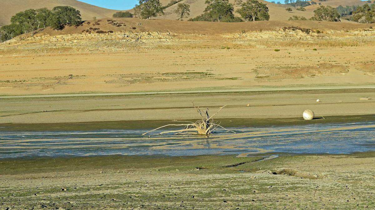 PG&E meteorologist John Lindsey took this photo of Lake San Antonio, located in southern Monterey County and northern San Luis Obispo County, in 2014 during a drought.