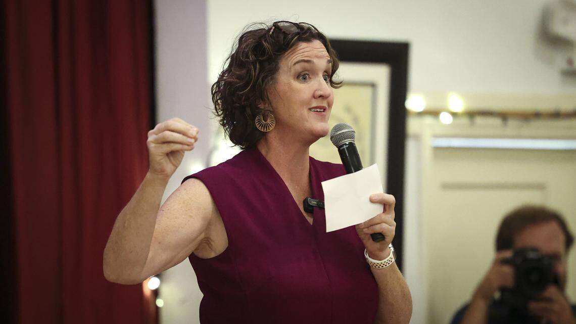 Governor candidate Katie Porter talks affordability, energy at SLO town hall