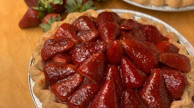 This Strawberry Pretzel Pie is sure to impress at your Fourth of July party