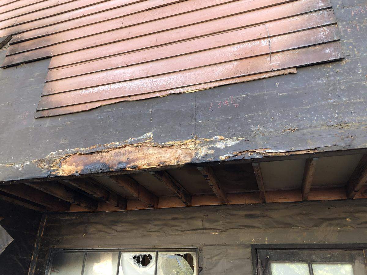 Smoke damage to the facade of the building.