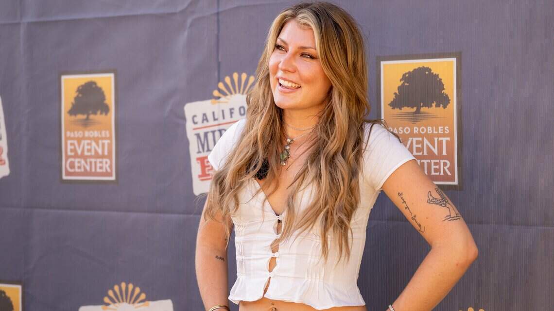 Breakout country star from SLO donates $25,000 to local nonprofit