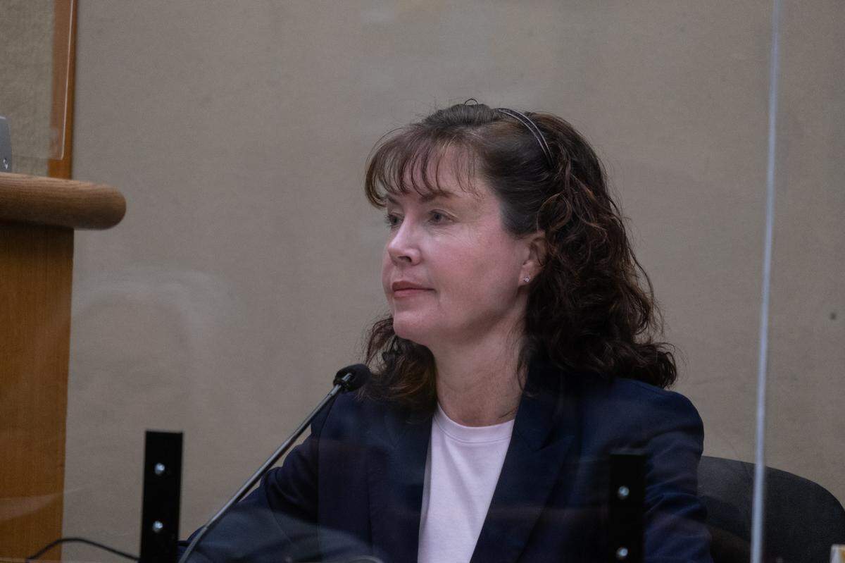 Dr. Carolyn Murphy testifies during the “sanity phase” of the trial against Stephen Deflaun in San Luis Obispo Superior Court on Apr. 20, 2023.