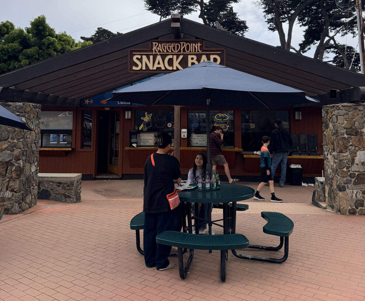 Ragged Point Inn’s snack bar reopened in June 2026, just in time for the July 4 holiday weekend and a busy summer ahead for businesses serving visitors and locals heading for Big Sur.