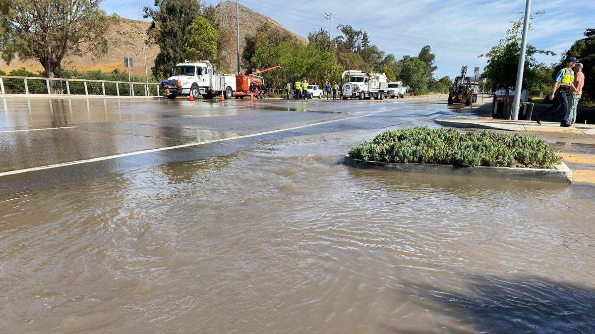 A broken water pipe forced the closure of Broad Street near Sacramento Drive in San Luis Obispo on Thursday morning, June 2, 2022.