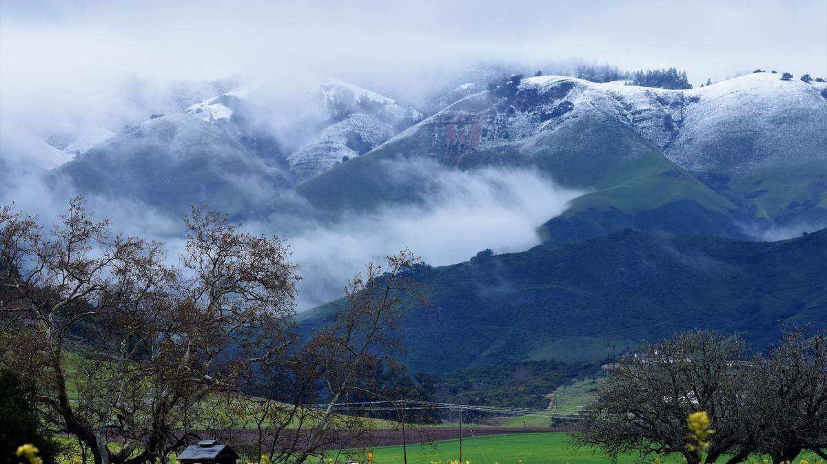 Rare snow fell on San Luis Obispo County on Feb. 25, 2023 and could be seen even from the Edna Valley.