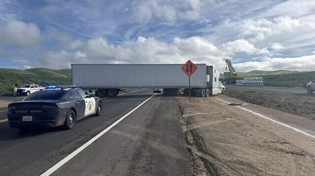 Semi-truck gets stuck making U-turn on Highway 46 in SLO | San Luis ...
